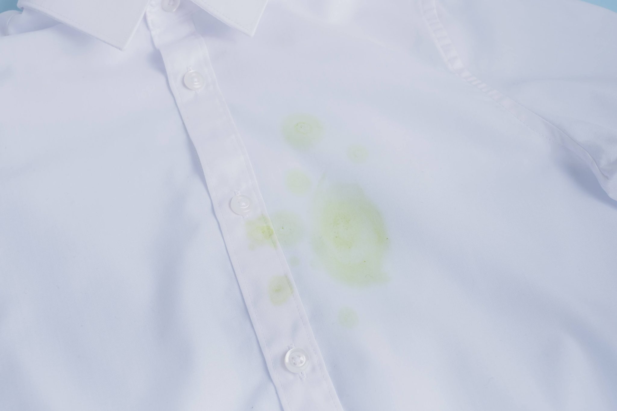 How to Remove Tea Stains from Clothes 4 Easy Methods