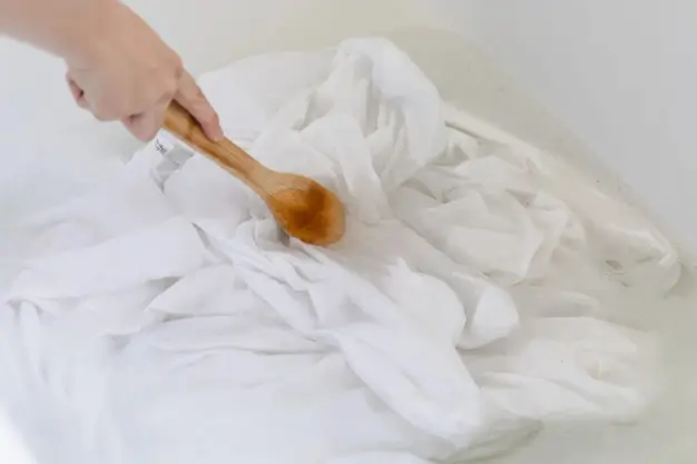 what exactly is laundry stripping