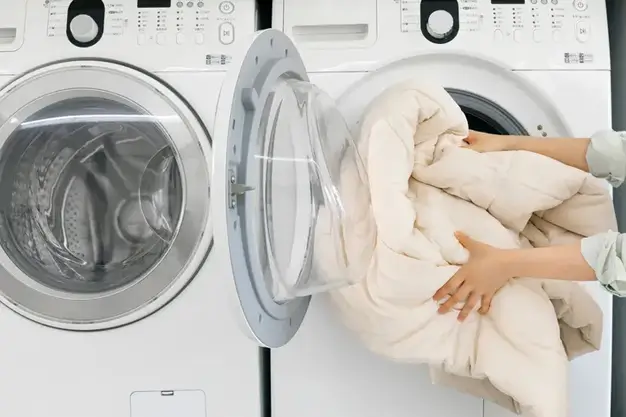 step-by-step how to wash a blanket at home